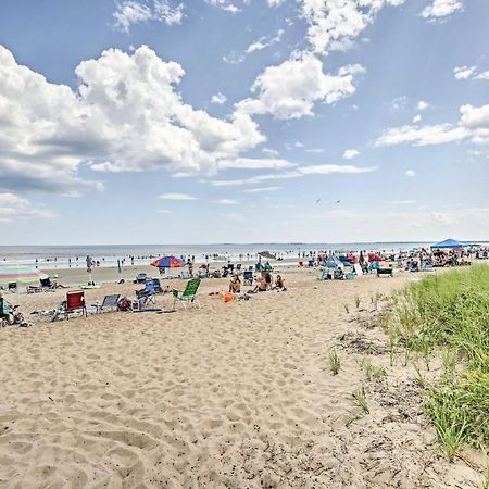 Old Orchard Beach Home With Patio Walk To Beach Экстерьер фото