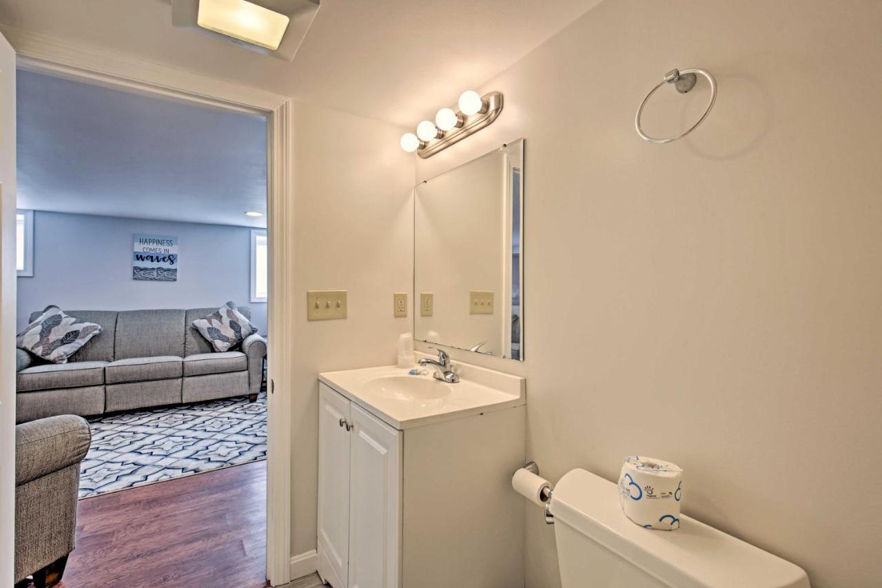 Old Orchard Beach Home With Patio Walk To Beach Экстерьер фото